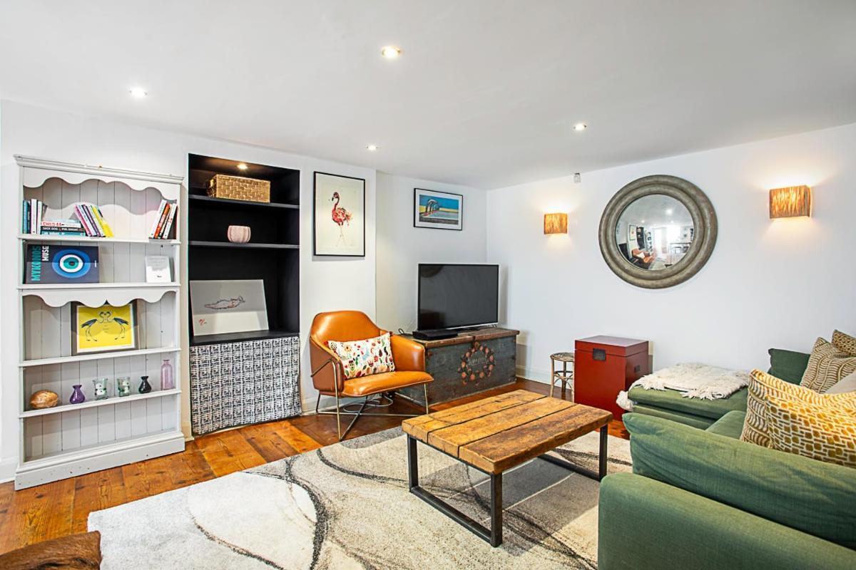 Appartamento Style Three Bedroom House *