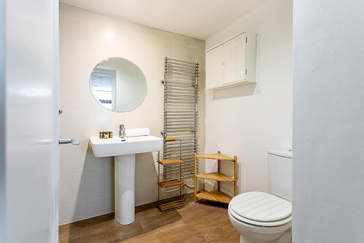 Appartamento Style Three Bedroom House